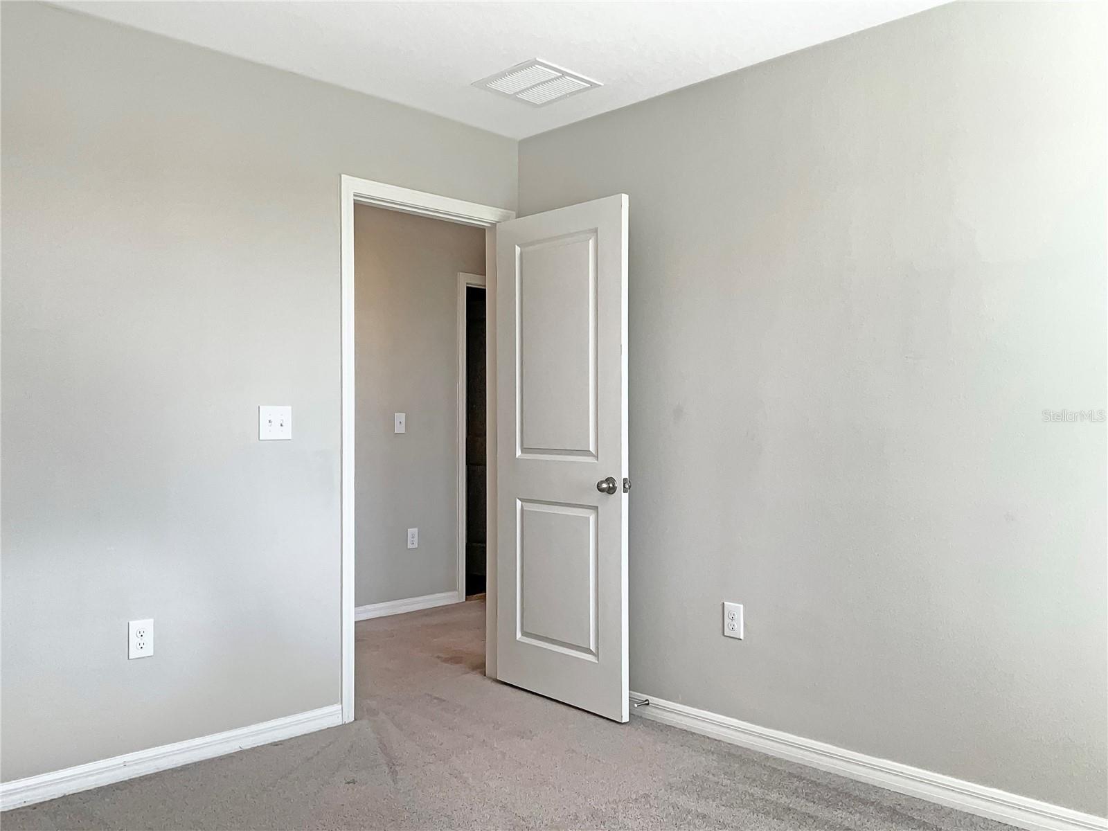 Image 19 of 29 For 14853 Crescent Rock Drive