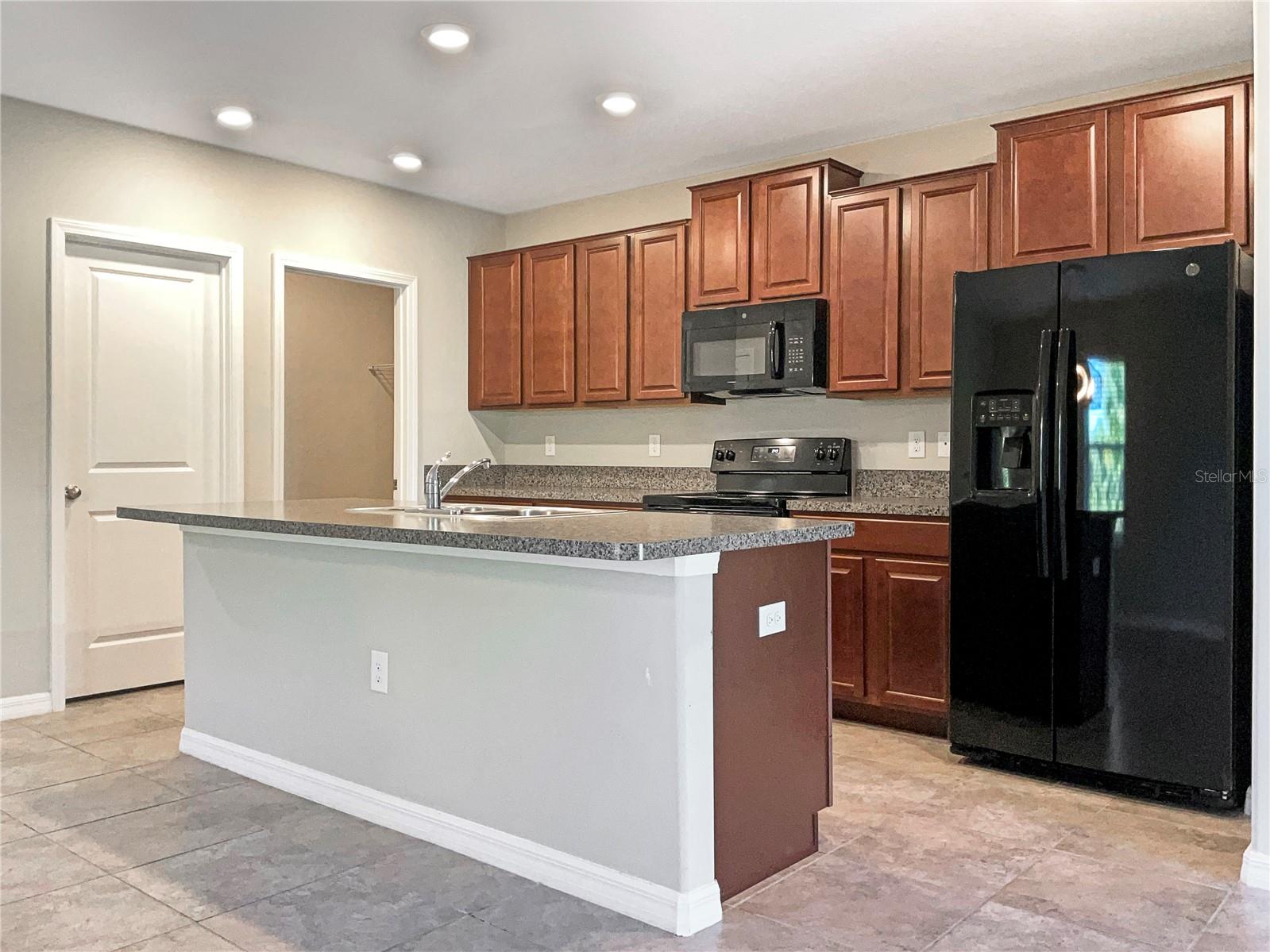 Image 8 of 29 For 14853 Crescent Rock Drive