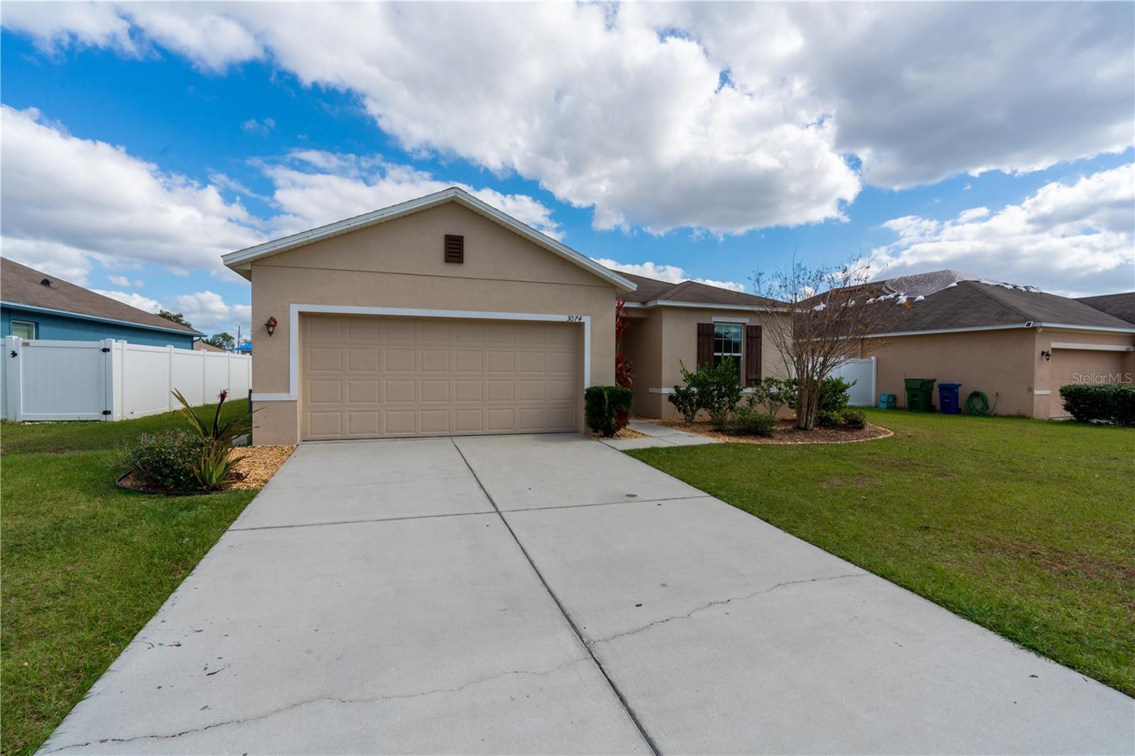 Details for 3074 Brenton Manor Loop, WINTER HAVEN, FL 33881