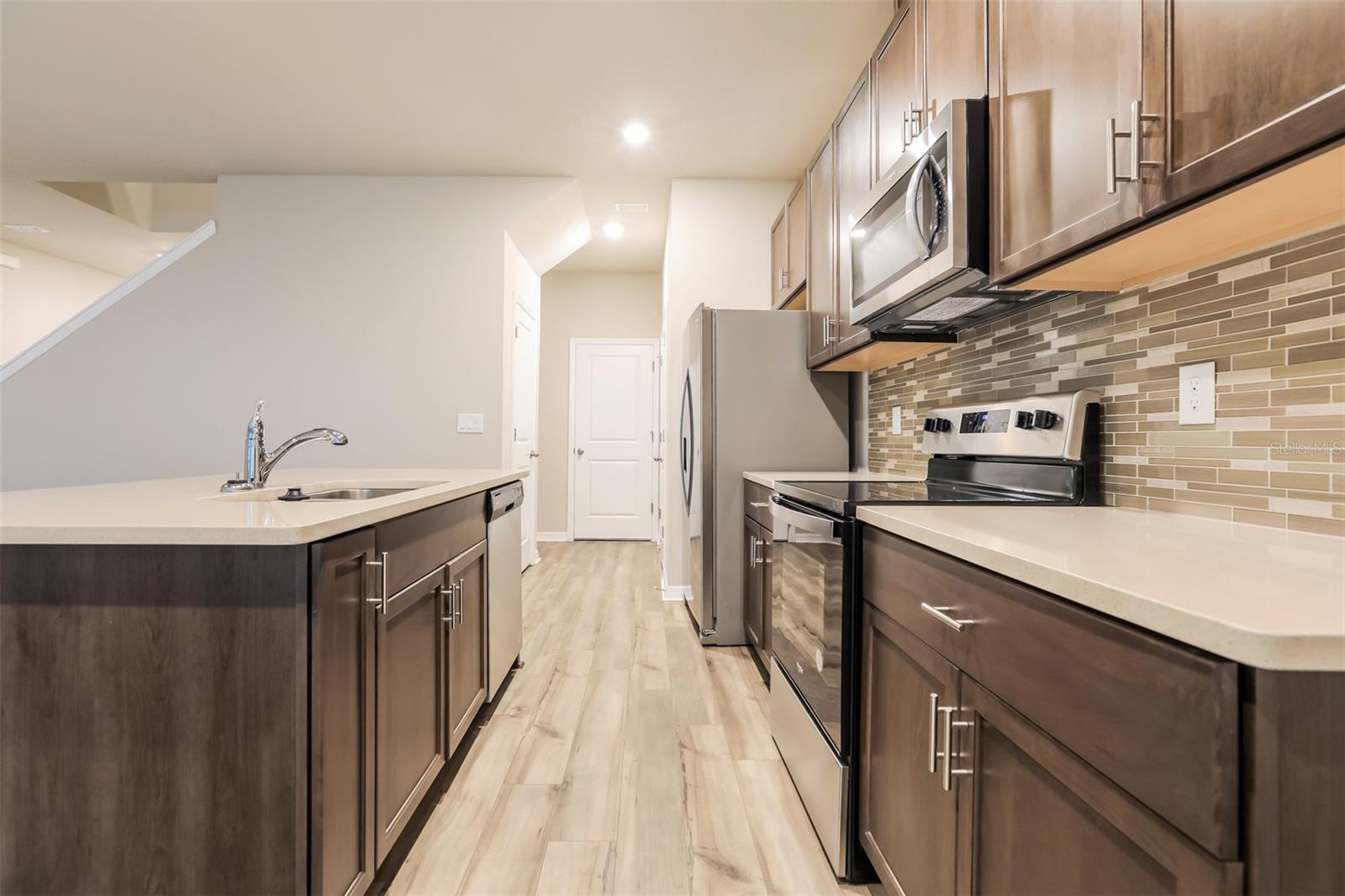 Image 5 of 17 For 11511 Woodleaf Drive