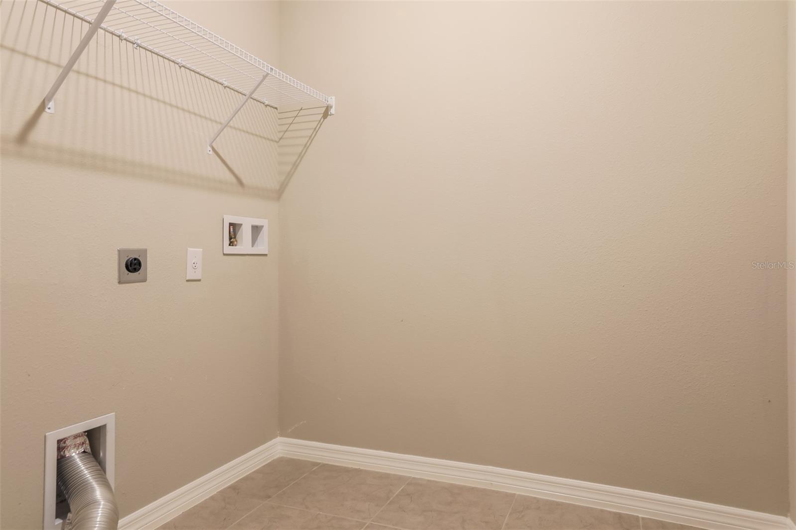 Image 7 of 17 For 11511 Woodleaf Drive