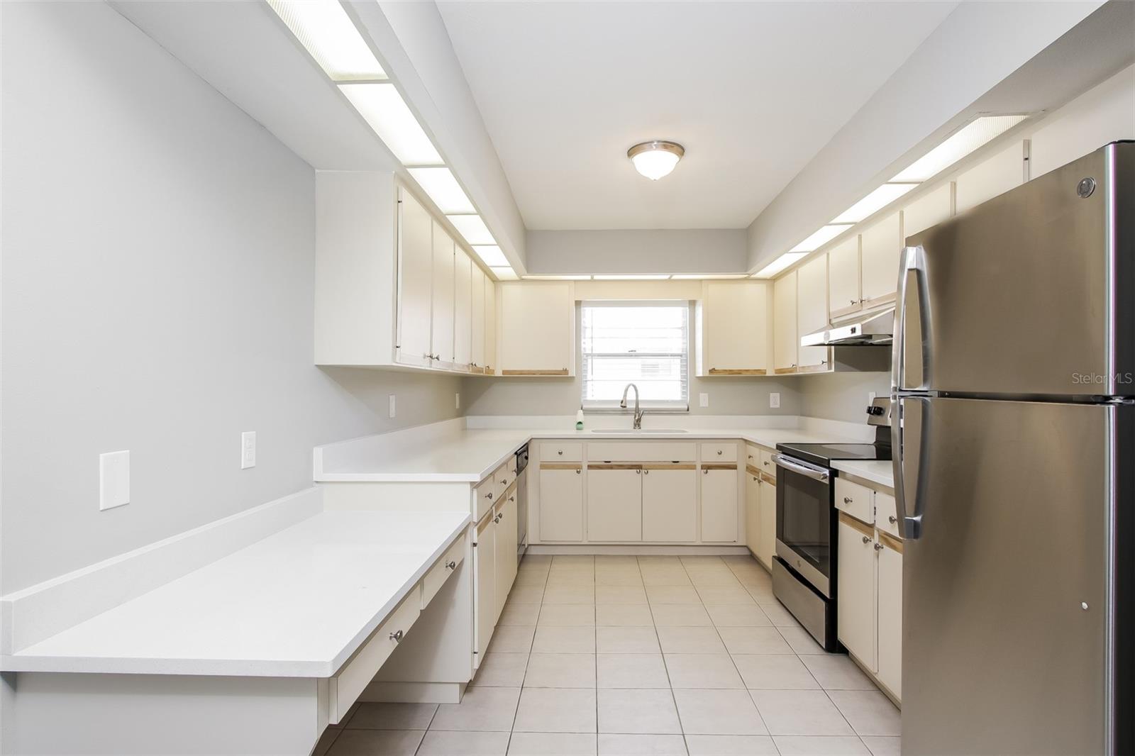Image 7 of 16 For 1080 Bacon Avenue
