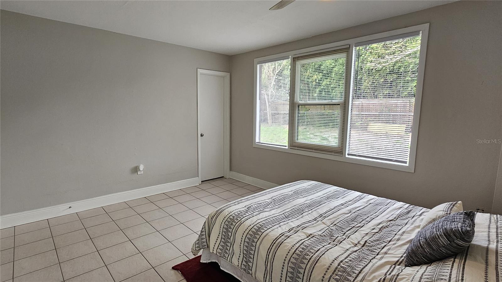 Image 22 of 25 For 5616 Clearview Drive