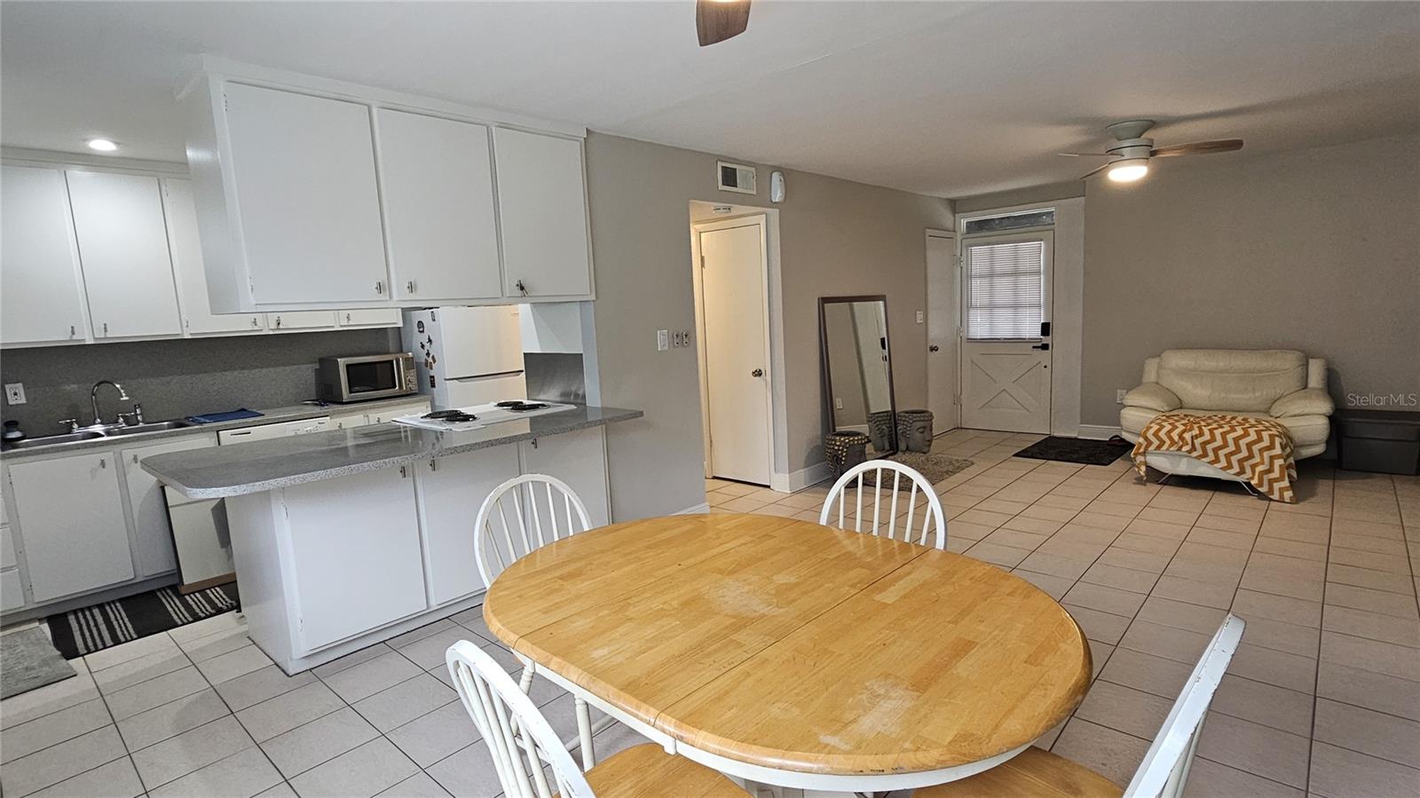 Image 6 of 25 For 5616 Clearview Drive