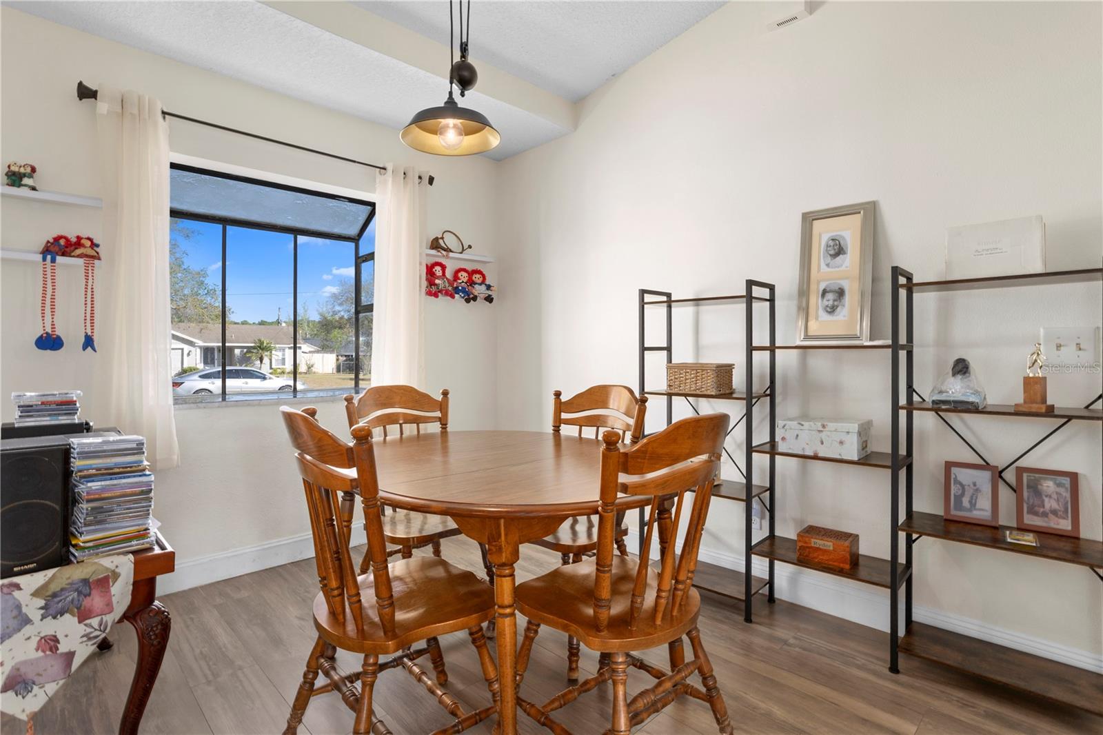 Image 16 of 47 For 2531 Ludlow Street