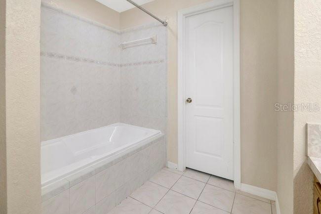 Image 14 of 29 For 754 Camel Court