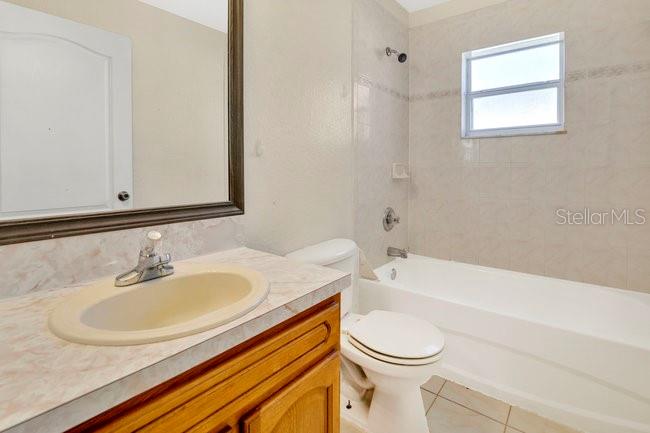 Image 16 of 29 For 754 Camel Court