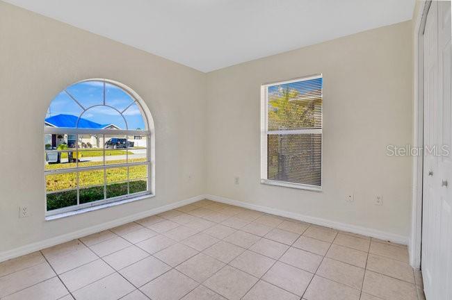 Image 18 of 29 For 754 Camel Court