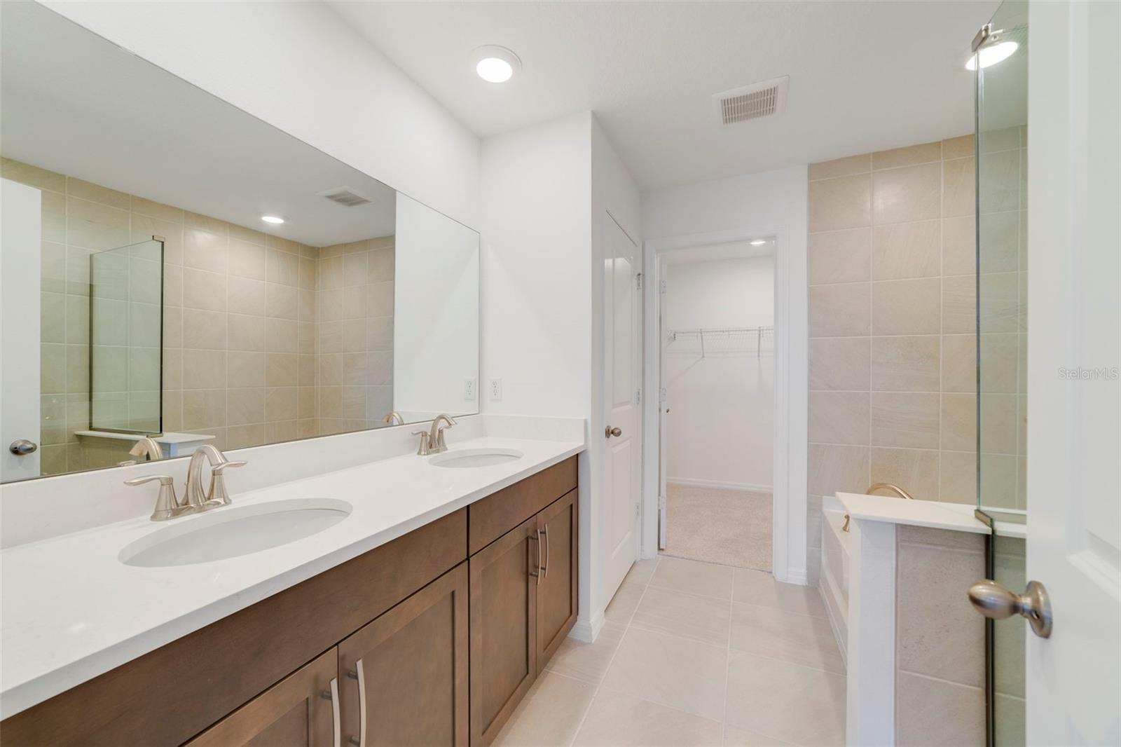 Image 16 of 26 For 167 Aulin Avenue