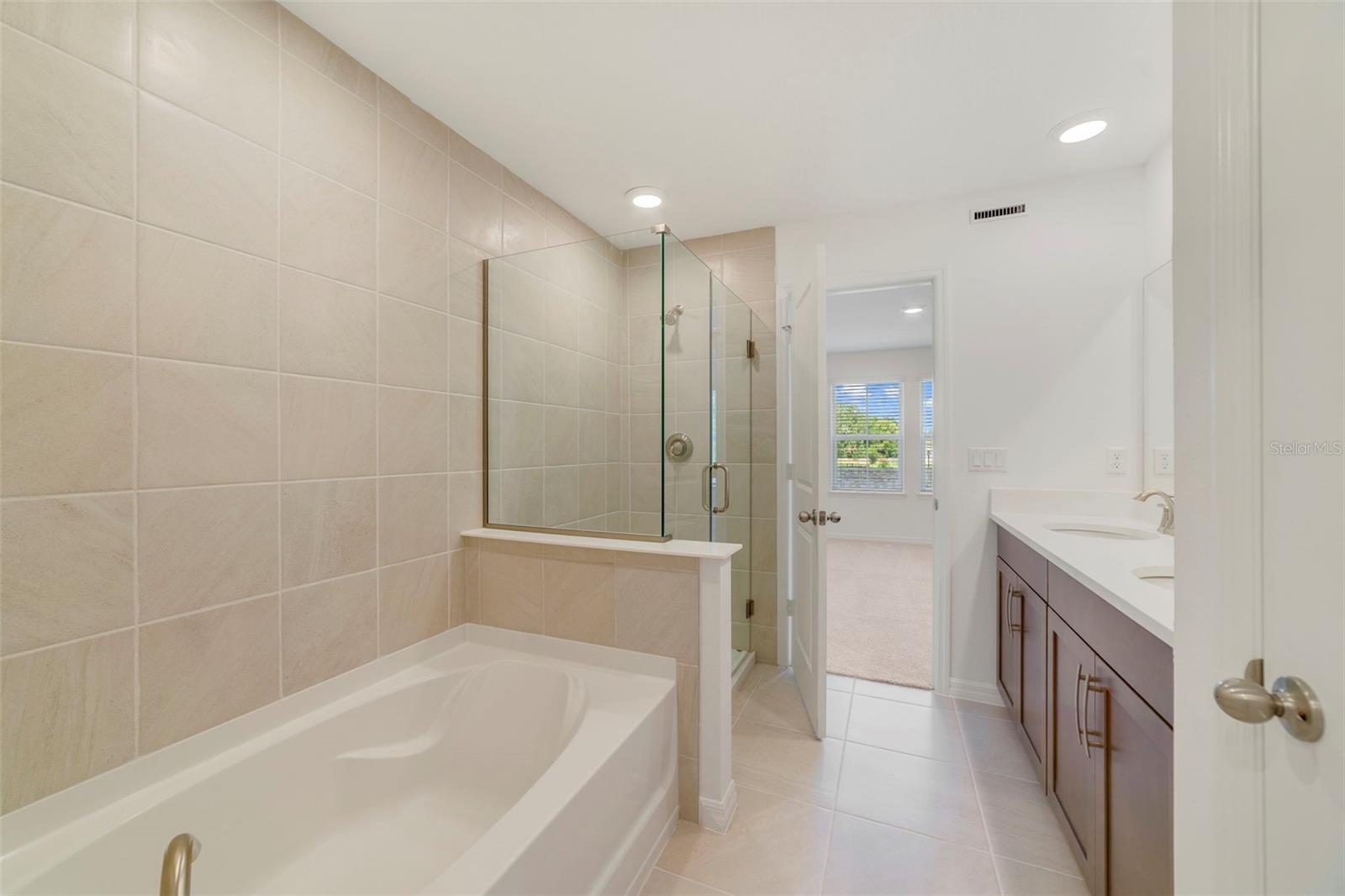 Image 17 of 26 For 167 Aulin Avenue