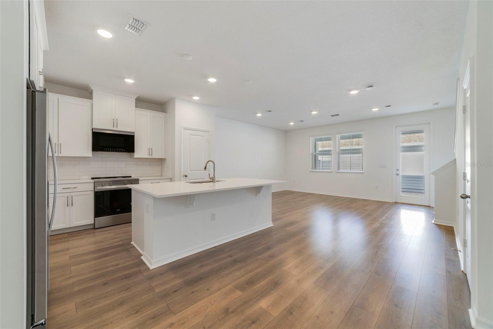 Image 5 of 26 For 167 Aulin Avenue