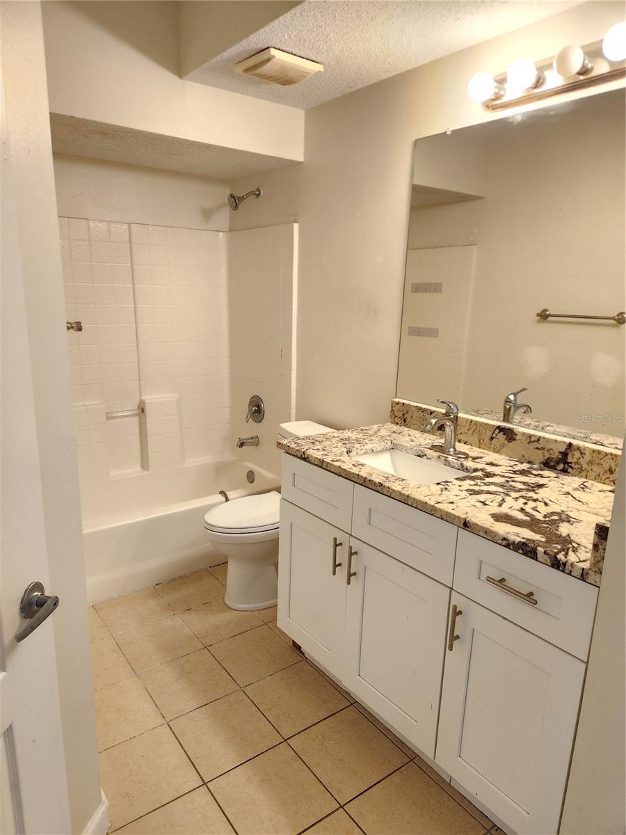 Image 28 of 53 For 12204 Wild Iris Way 109