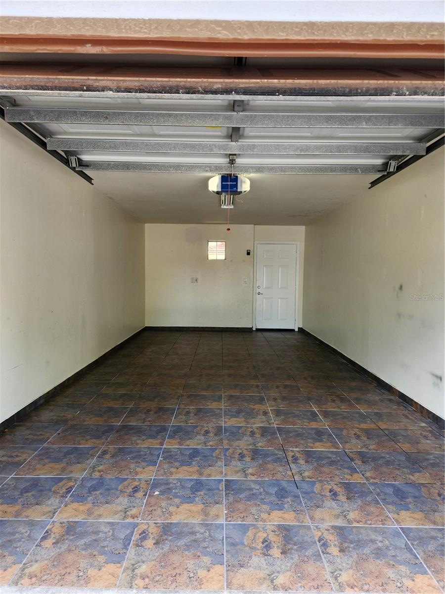 Image 31 of 53 For 12204 Wild Iris Way 109