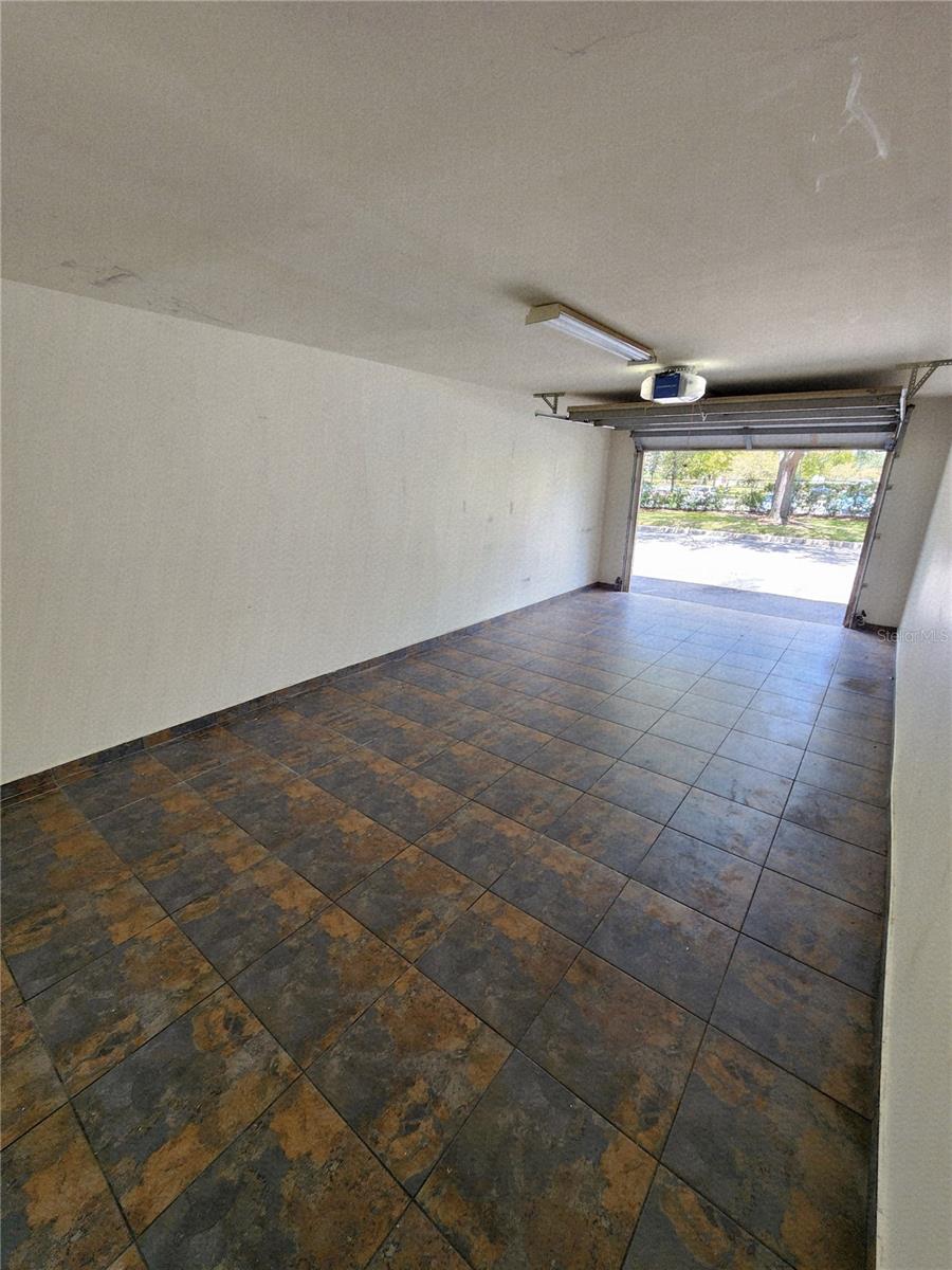 Image 32 of 53 For 12204 Wild Iris Way 109