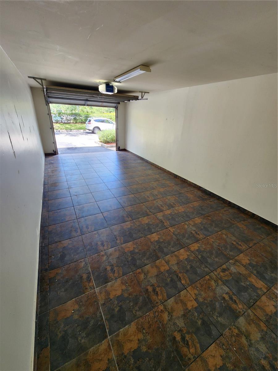 Image 33 of 53 For 12204 Wild Iris Way 109