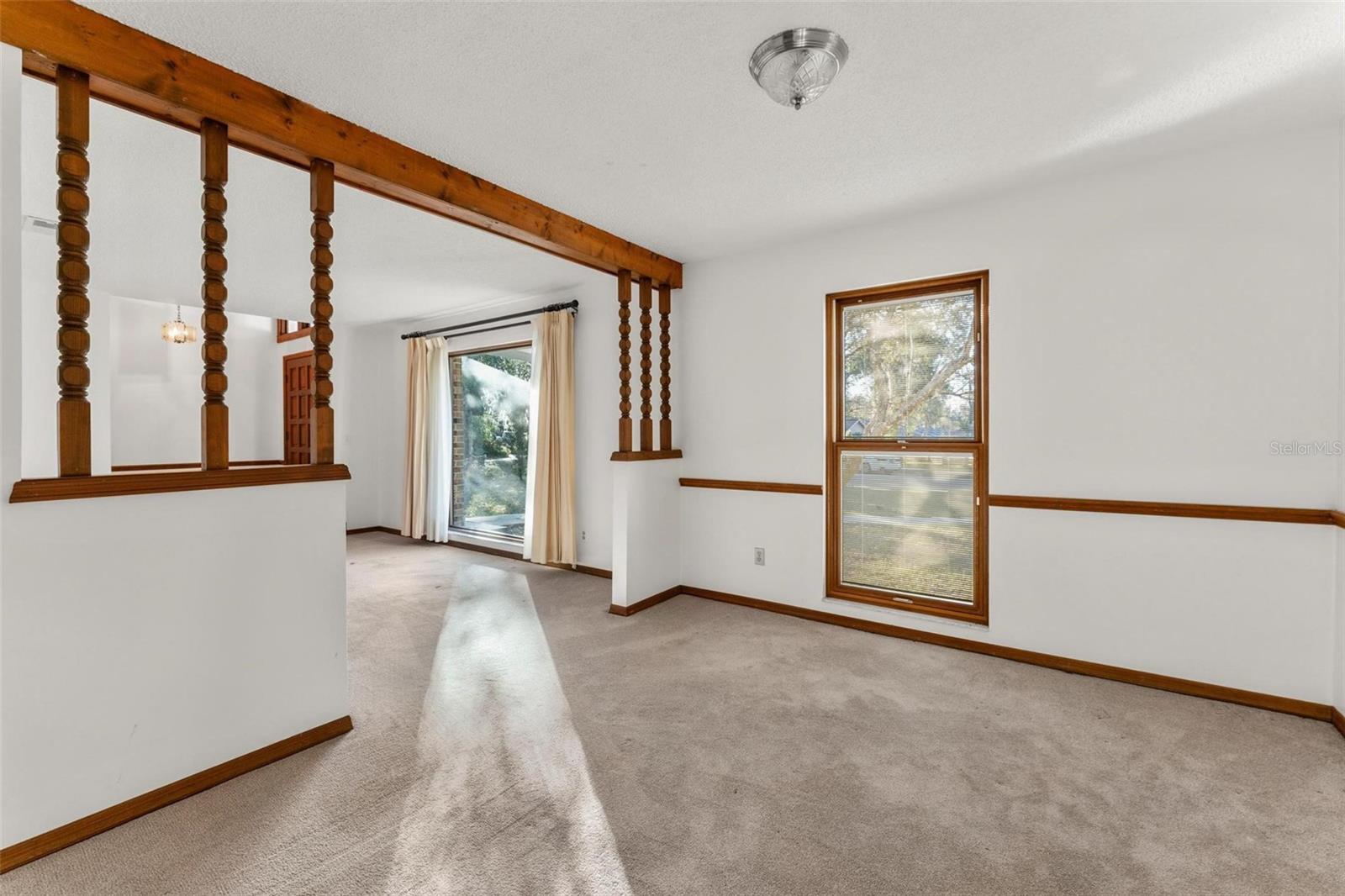 Image 12 of 61 For 109 Crestwood Drive