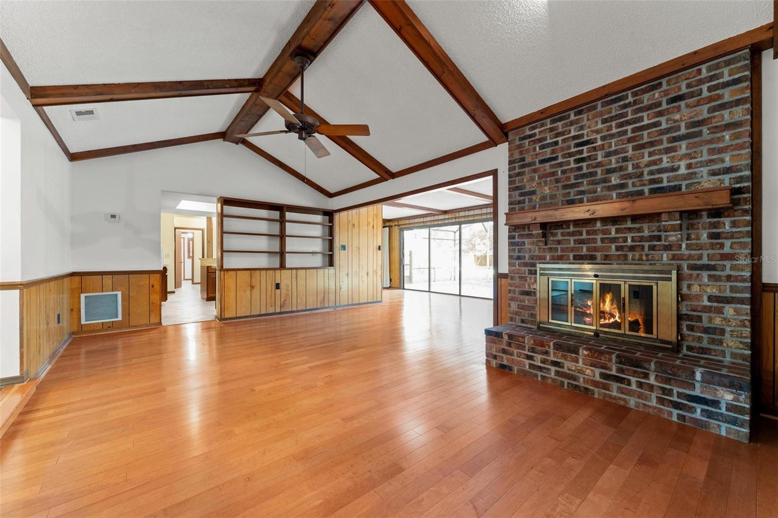 Image 13 of 61 For 109 Crestwood Drive