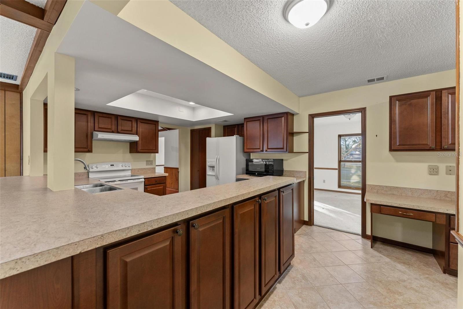 Image 18 of 61 For 109 Crestwood Drive