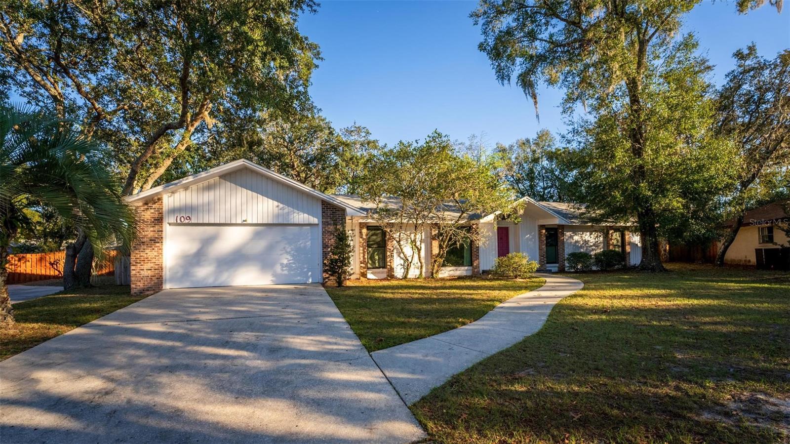 Image 2 of 61 For 109 Crestwood Drive