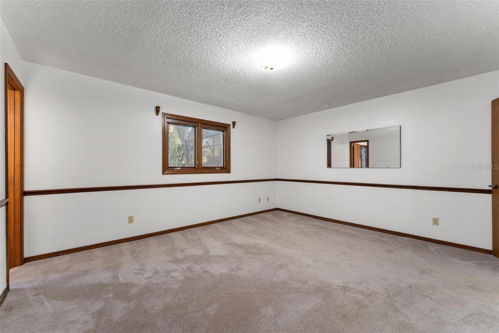 Image 41 of 61 For 109 Crestwood Drive