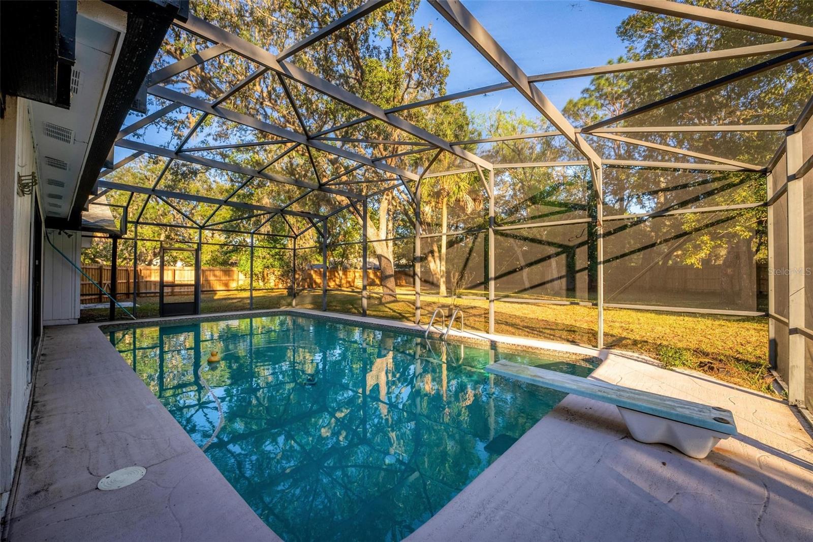Image 52 of 61 For 109 Crestwood Drive