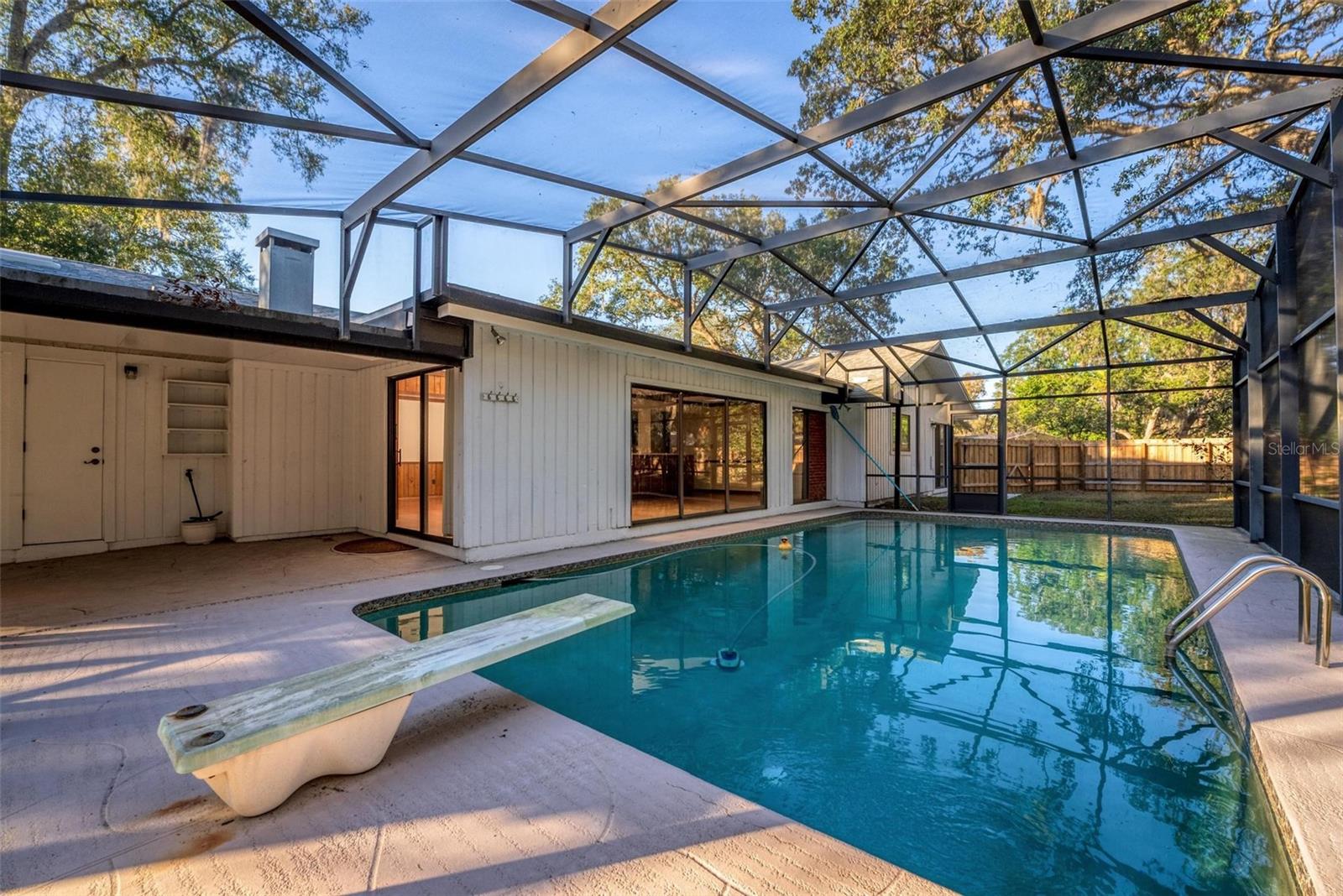 Image 53 of 61 For 109 Crestwood Drive