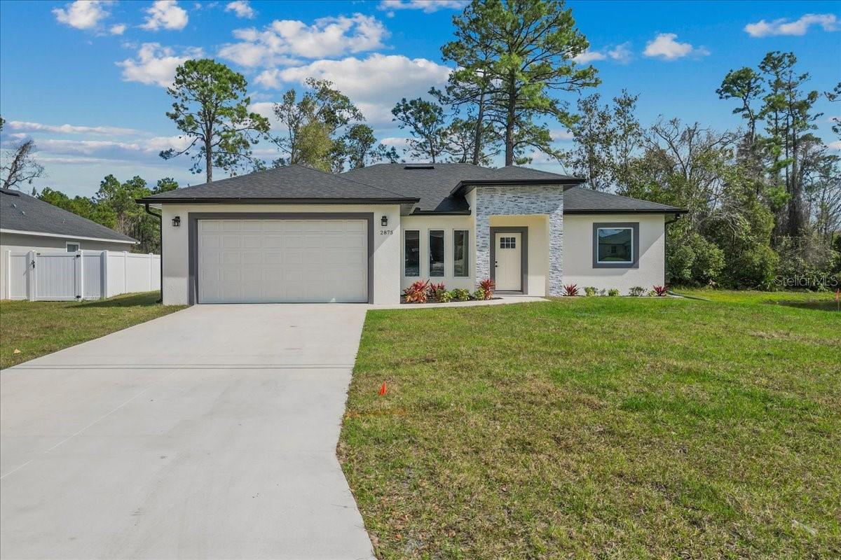 Image 3 of 38 For 2875 Slater Drive