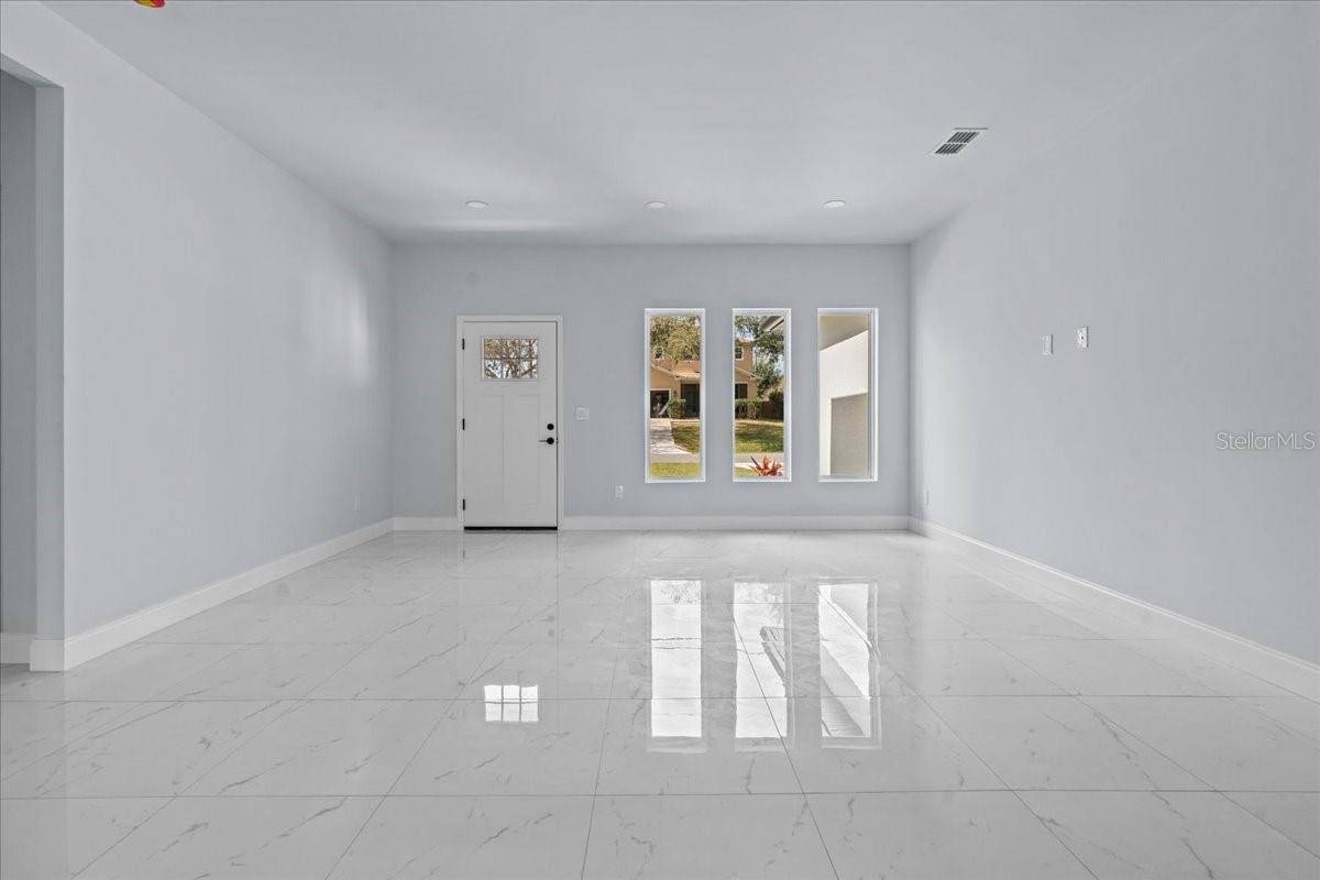 Image 7 of 38 For 2875 Slater Drive