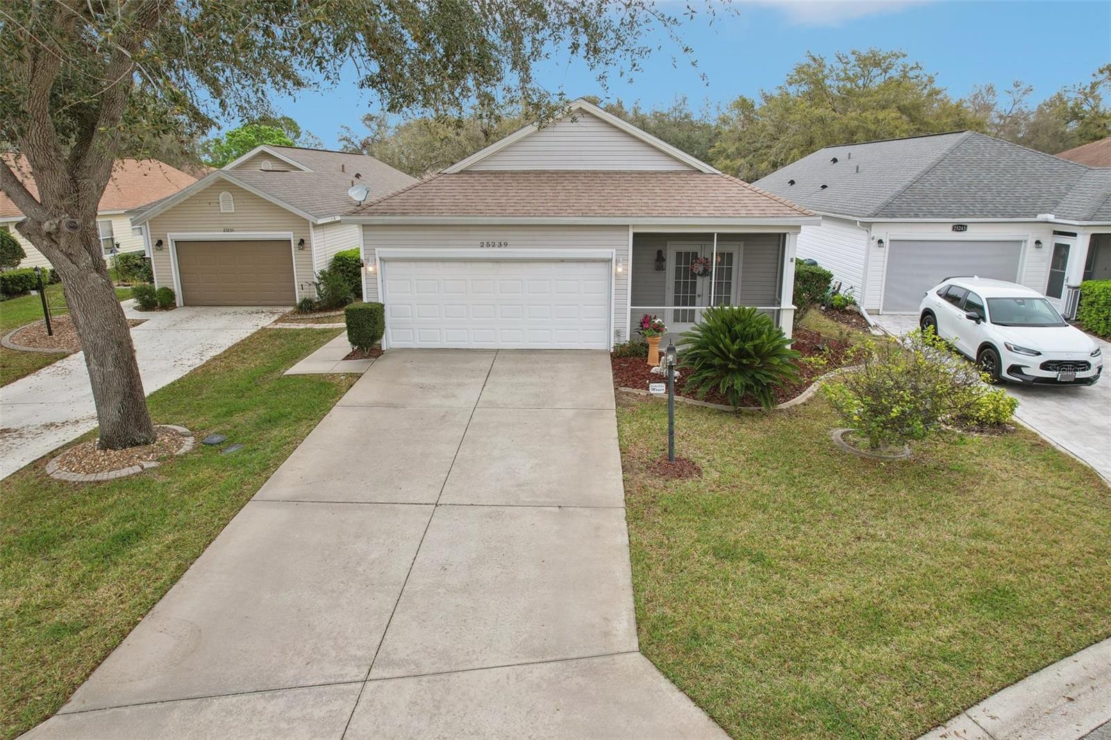 Image 38 of 58 For 25239 Cranes Roost Circle