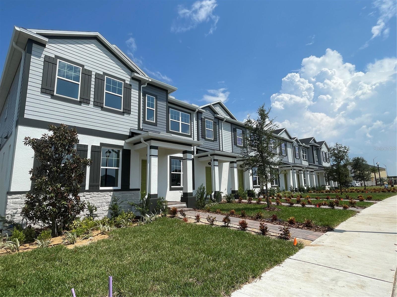 Image 34 of 44 For 804 Pointe Emerson Boulevard