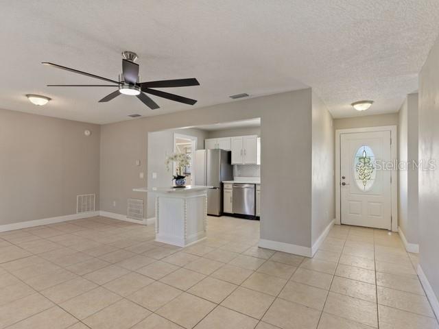 Image 5 of 15 For 2402 Greenwood Street