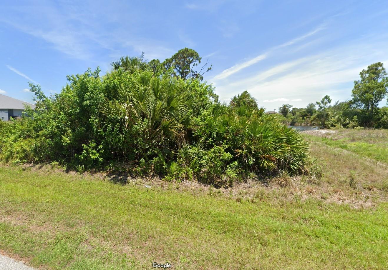Image 4 of 5 For 15664 Aldama Circle