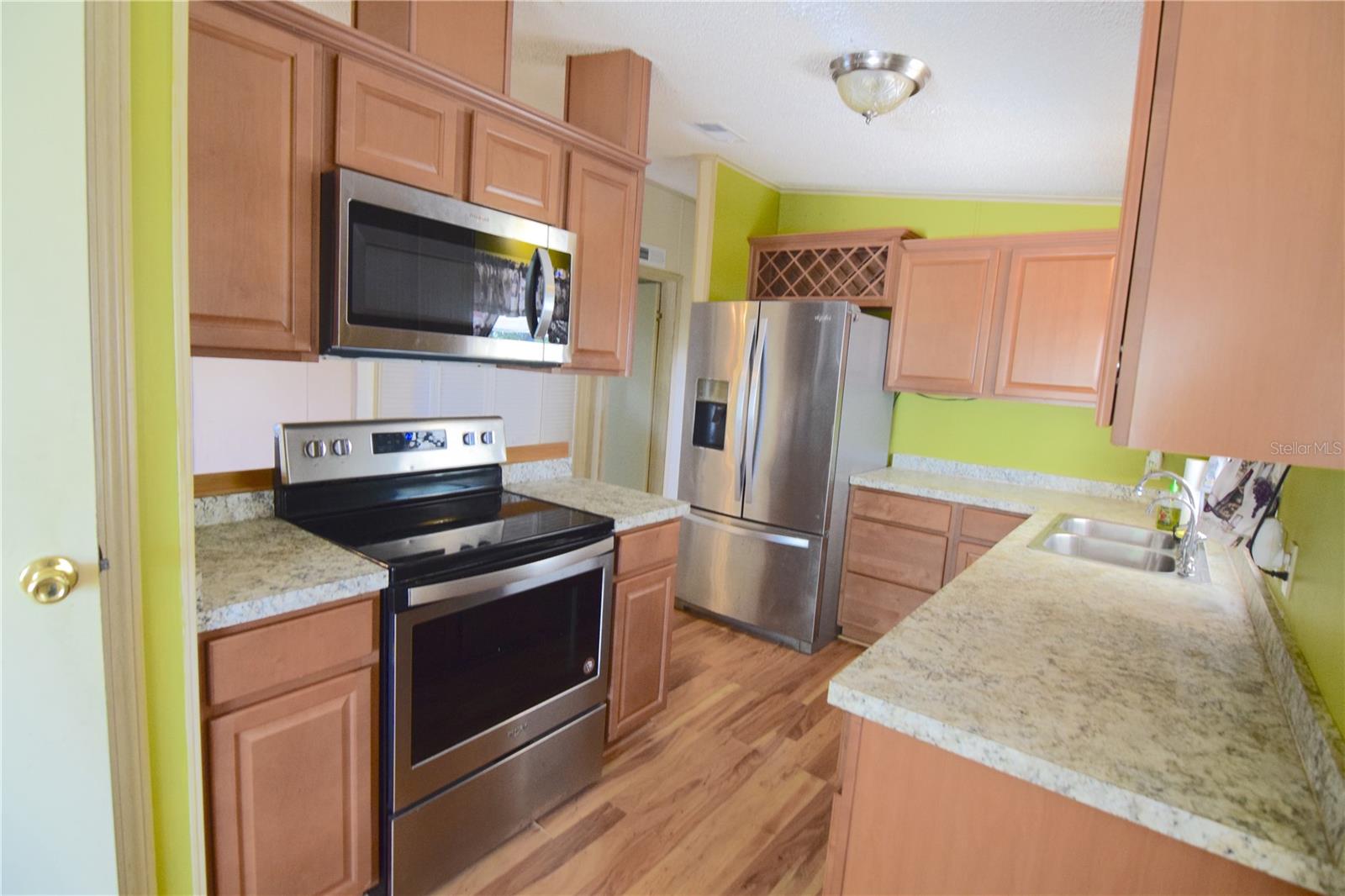 Image 4 of 18 For 4030 Sugar Palm Terrace