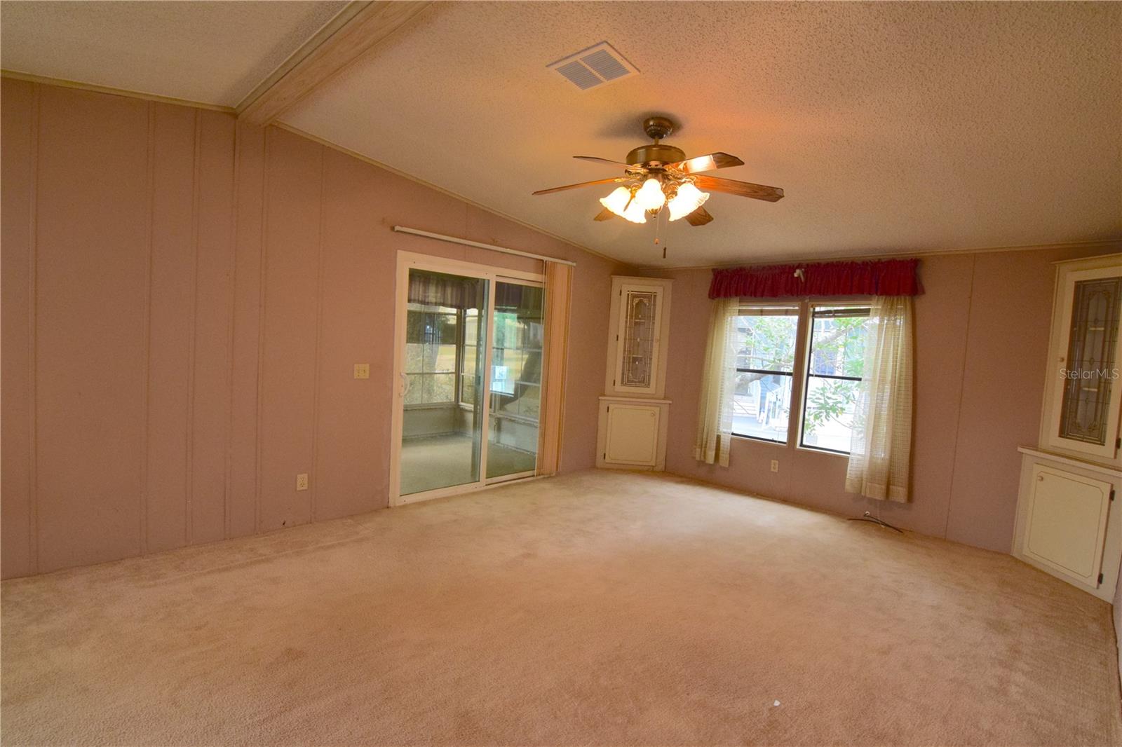 Image 6 of 18 For 4030 Sugar Palm Terrace