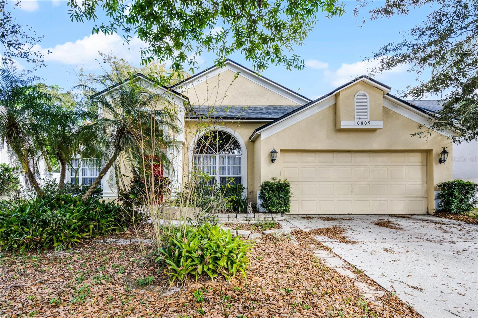 Details for 10809 Oak Glen Circle, ORLANDO, FL 32817