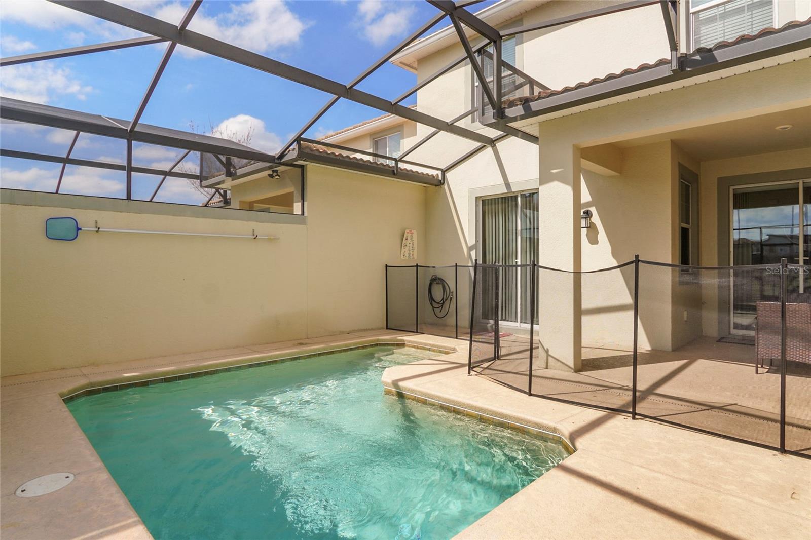 Image 18 of 57 For 4841 Romeo Circle