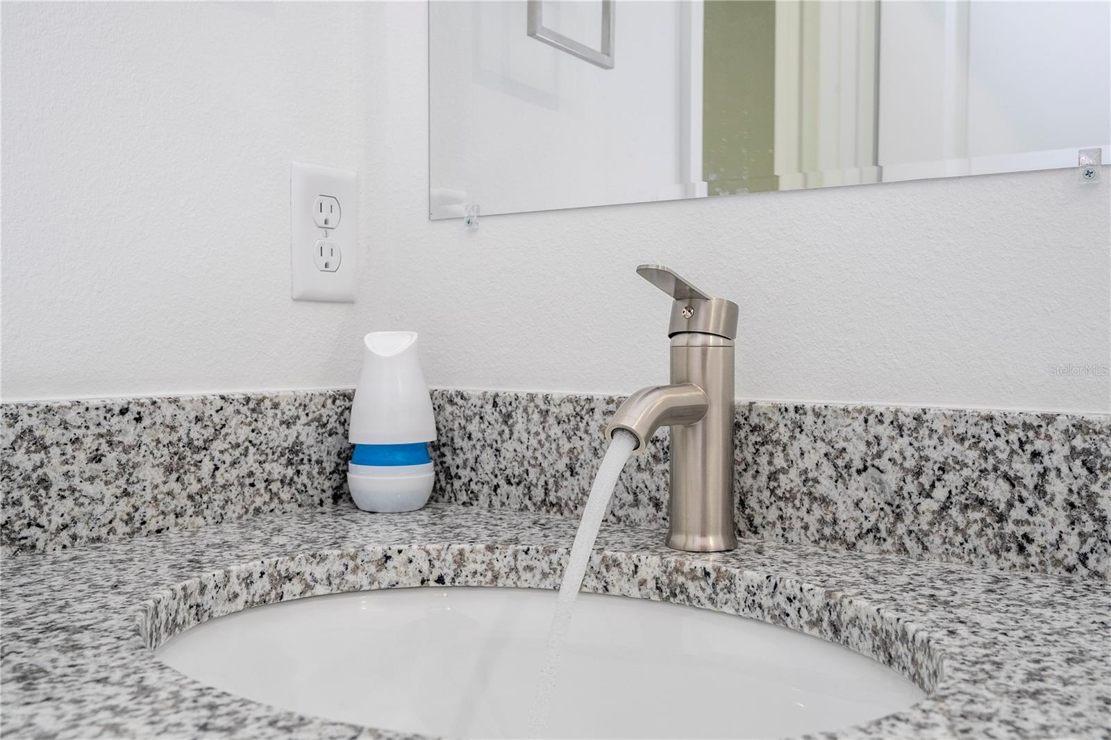 Listing photo id 22 for 3812 Eunice Drive