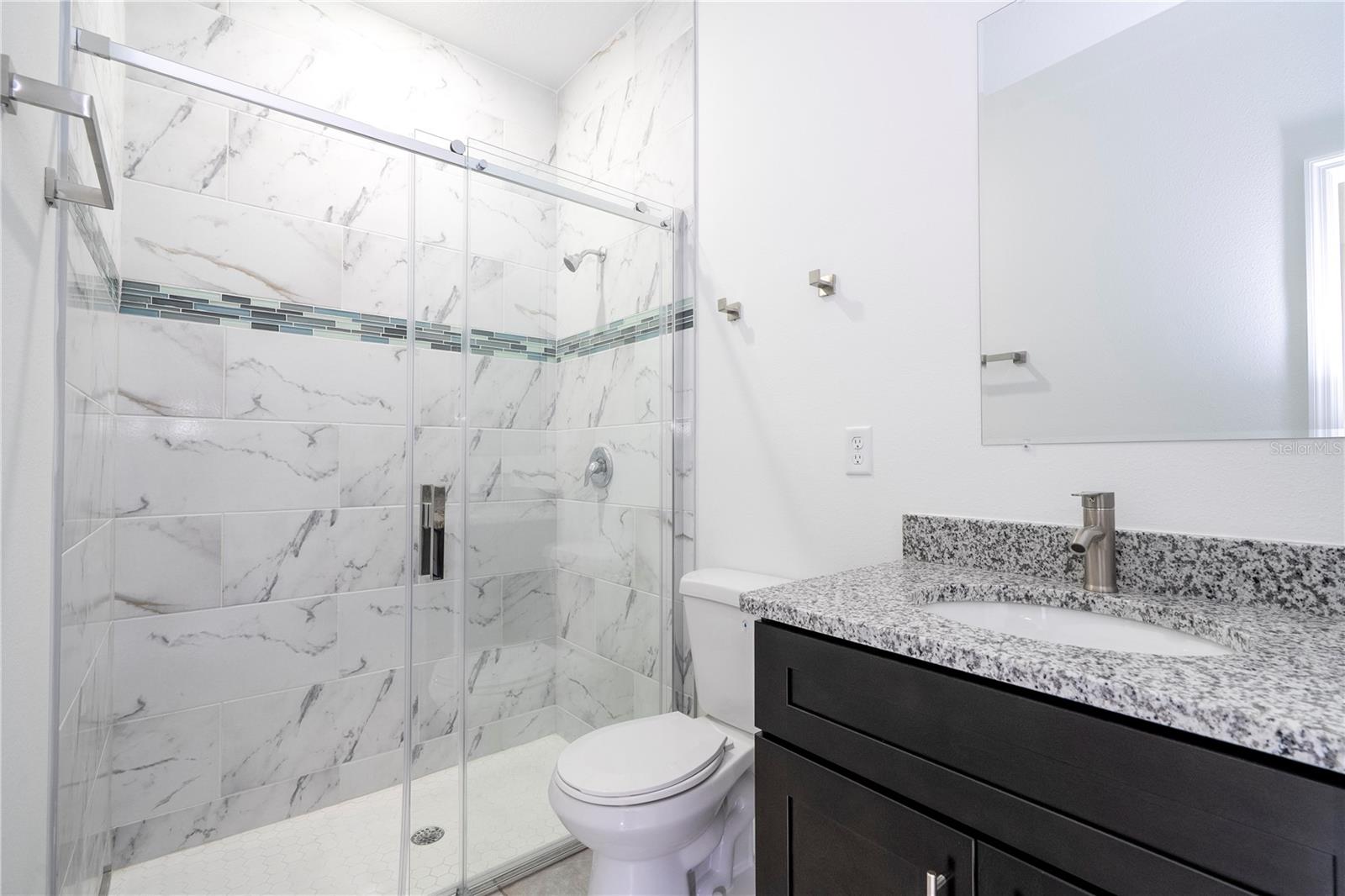 Listing photo id 44 for 3812 Eunice Drive