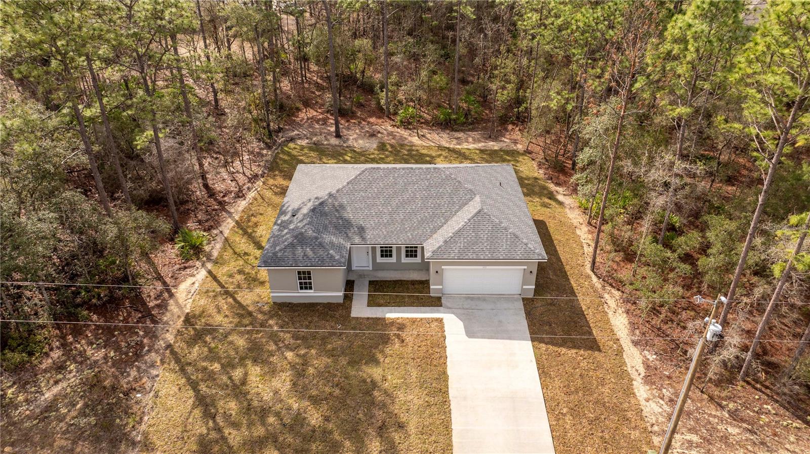 Listing photo id 48 for 3812 Eunice Drive