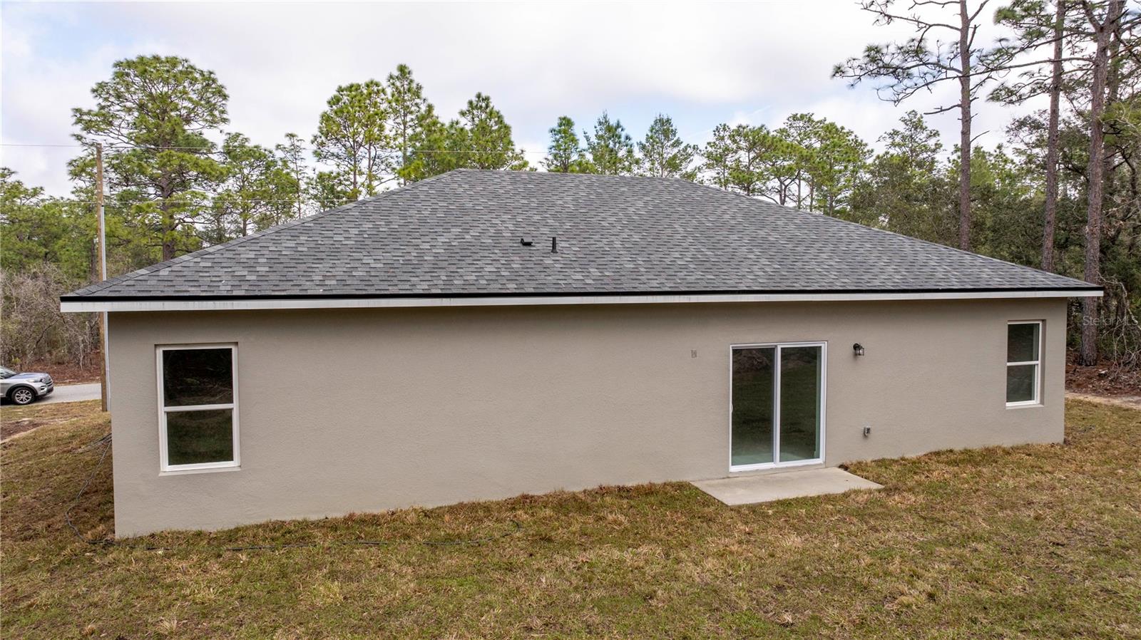 Listing photo id 51 for 3812 Eunice Drive