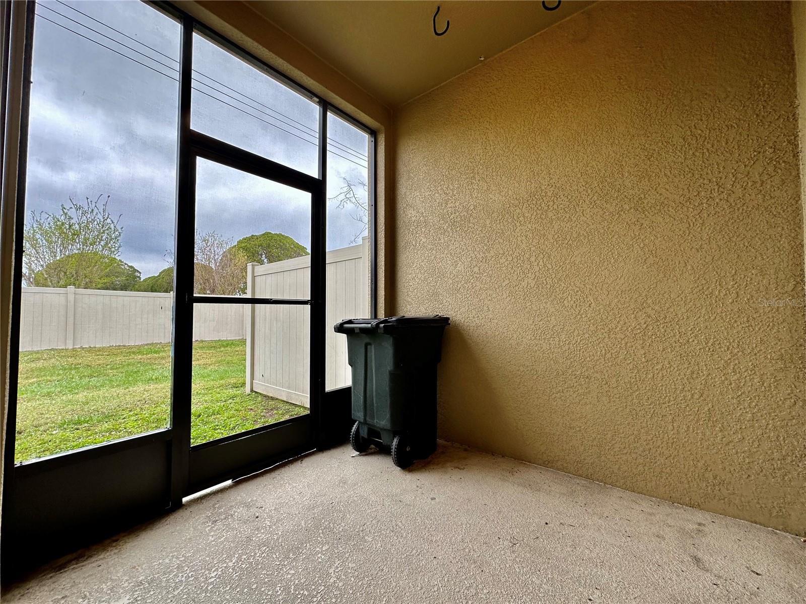 Image 21 of 23 For 1610 Mohegan Boulevard