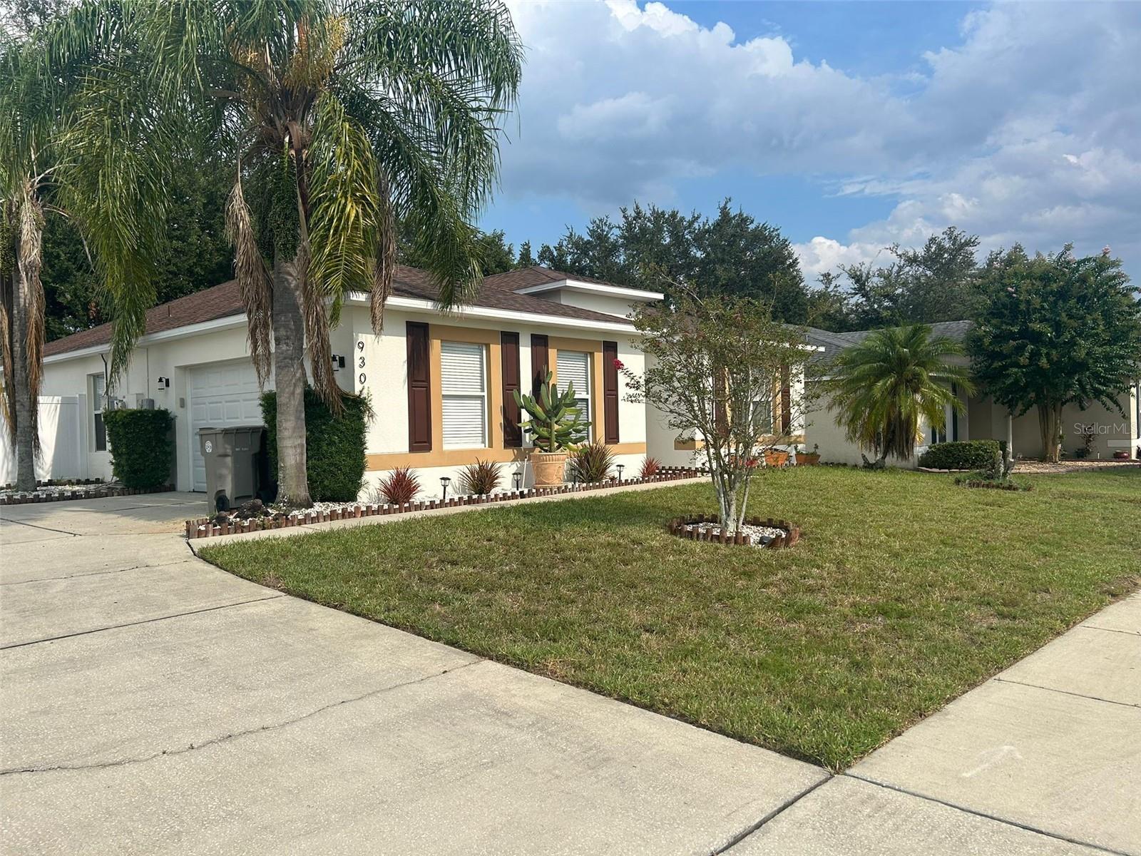 Image 2 of 16 For 930 Lake Doe Boulevard