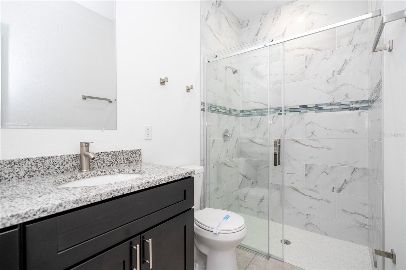 Listing photo id 35 for 2901 Redgate Drive