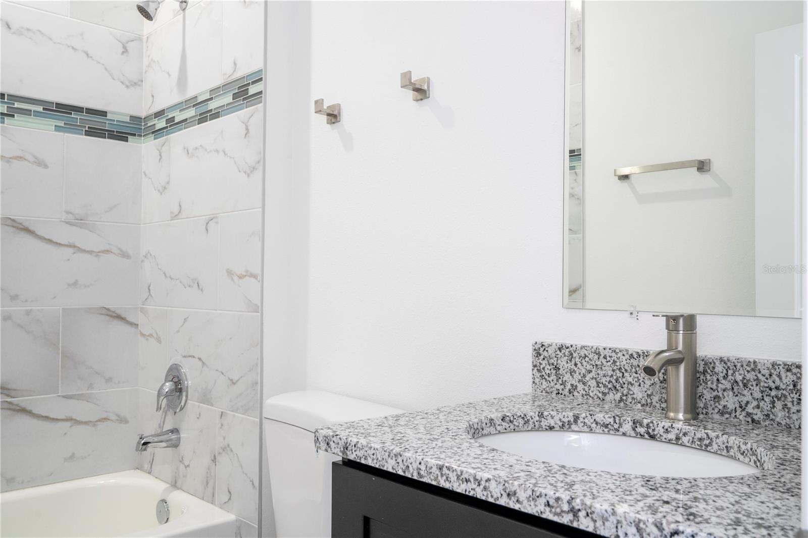 Listing photo id 42 for 2901 Redgate Drive