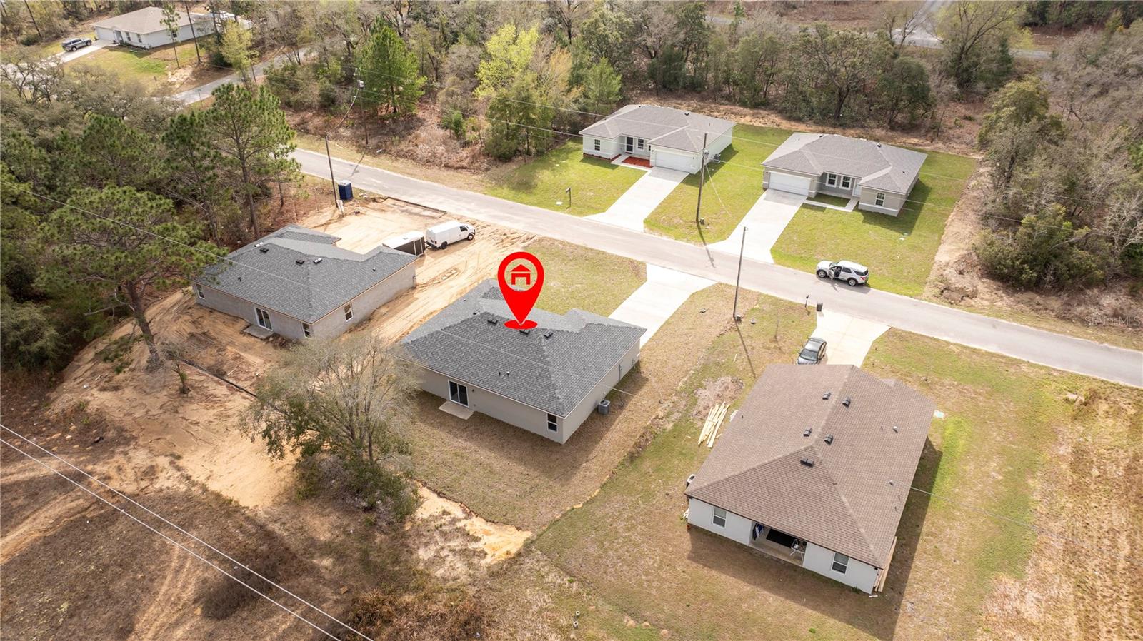Listing photo id 59 for 2901 Redgate Drive