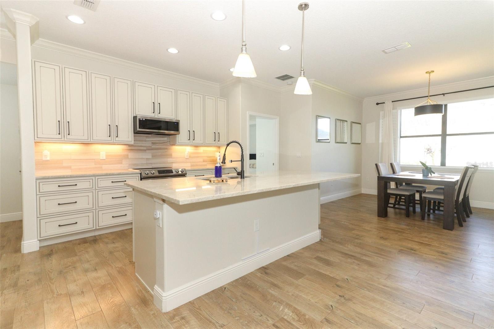 Image 11 of 56 For 9716 Royal Vista Avenue
