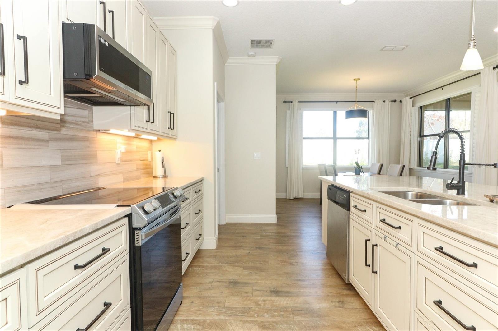 Image 14 of 56 For 9716 Royal Vista Avenue