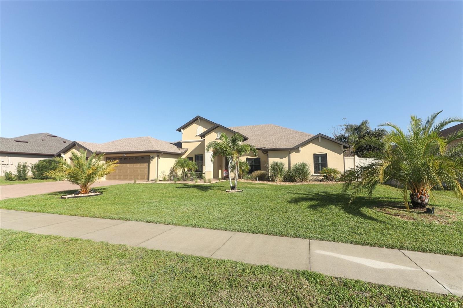 Image 43 of 56 For 9716 Royal Vista Avenue