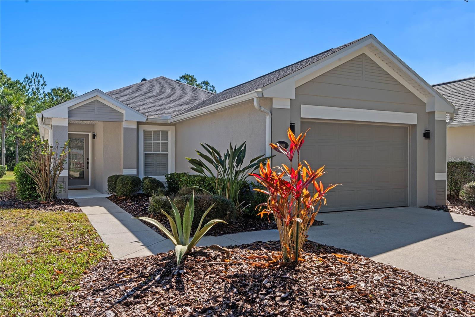 Details for 300 Stonington Way, DELAND, FL 32724