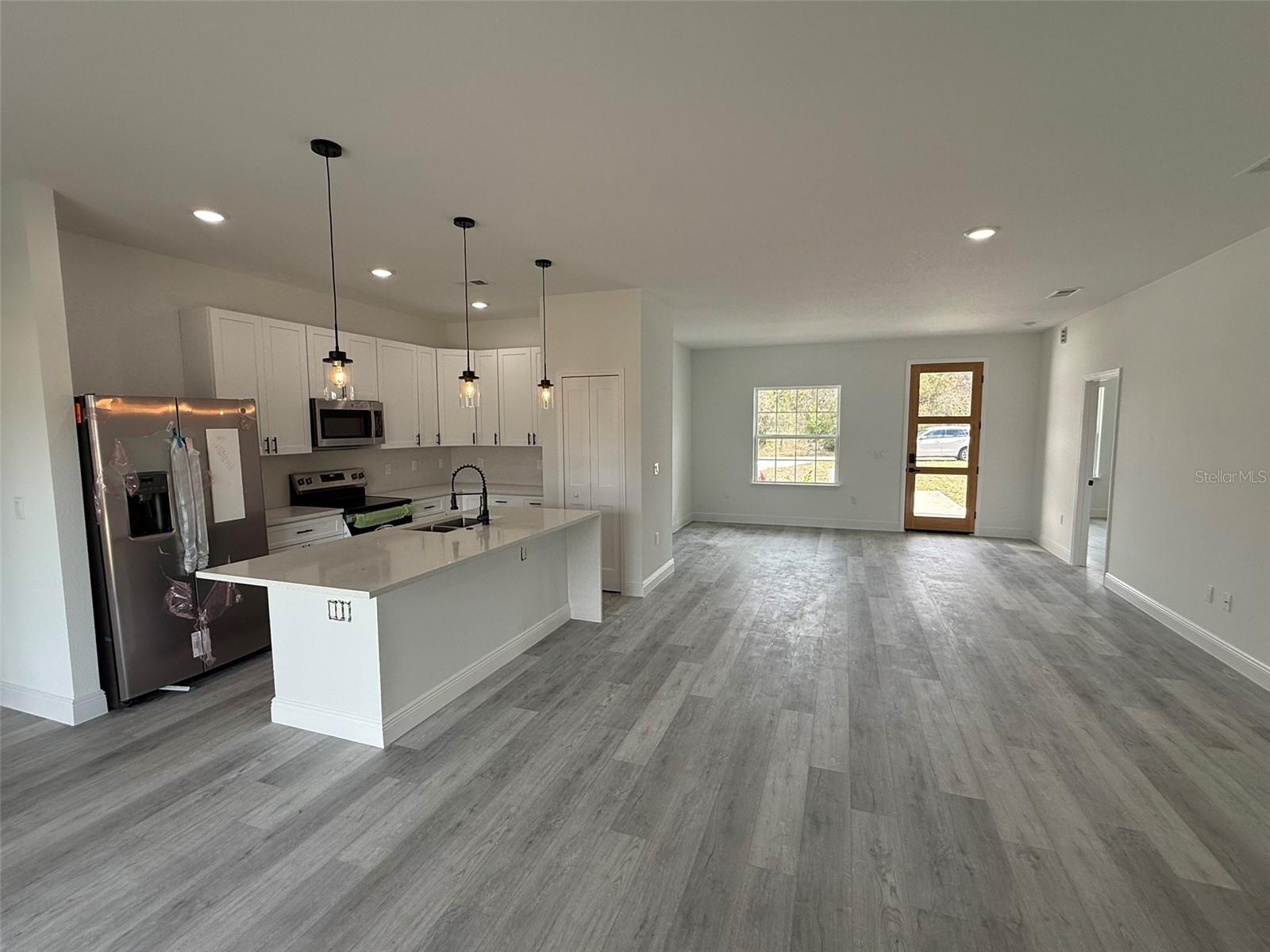 Image 6 of 38 For 2703 Sw 162nd Street Road